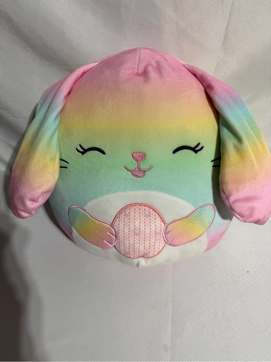 Squishmallows Other - Squishmallows Set of 5 Bundle *Wu Rainbow Bunny,Poison Dart Frog, Buzz the Sloth